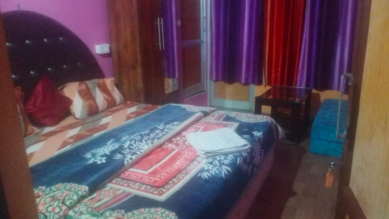 Hotel Antarctica &Pine N Dine Blues Cafe Manali  Luaran gambar